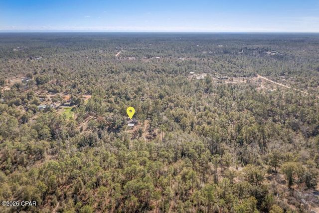 3031 Pineoaks Lane, Chipley, FL 32428