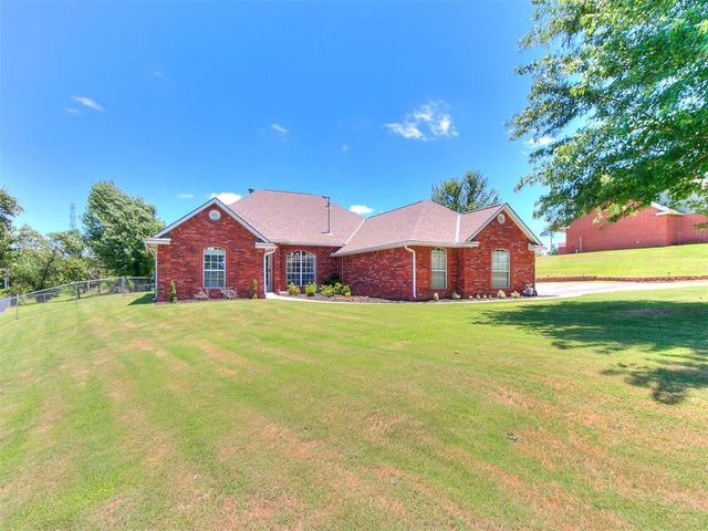 7212 Sapphire Lane, Oklahoma City, OK 73150
