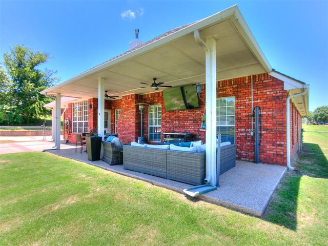 7212 Sapphire Lane, Oklahoma City, OK 73150