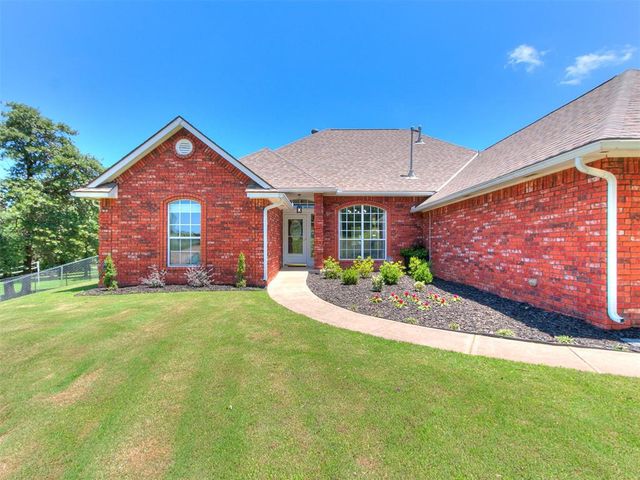 7212 Sapphire Lane, Oklahoma City, OK 73150