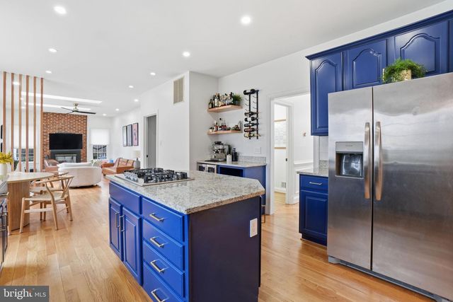 8656 TUTTLE RD, Springfield, VA 22152