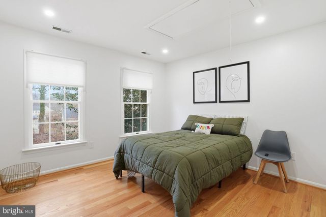 8656 TUTTLE RD, Springfield, VA 22152