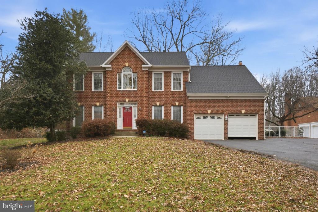 8656 TUTTLE RD, Springfield, VA 22152