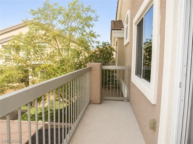 4831 Double Down Drive 103, Las Vegas, NV 89122