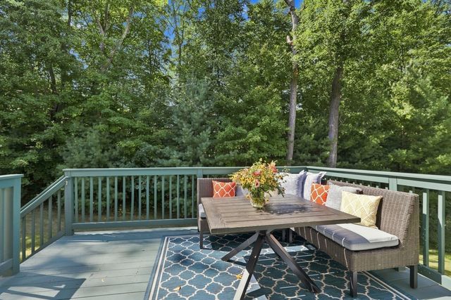 9 Forbes Rd, Hudson, MA 01749