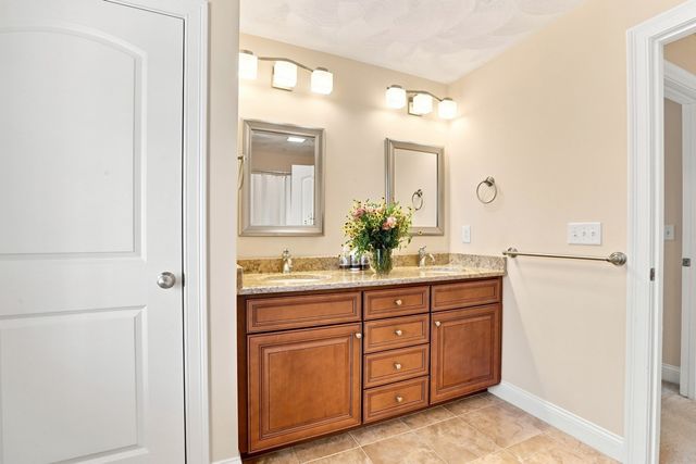 9 Forbes Rd, Hudson, MA 01749