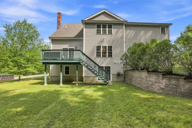 9 Forbes Rd, Hudson, MA 01749