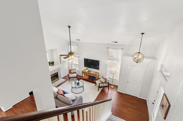1405 Byrne Ct, Folsom, CA 95630