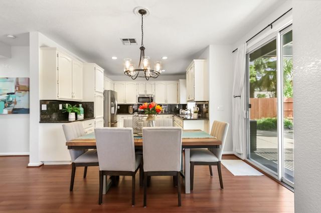 1405 Byrne Ct, Folsom, CA 95630