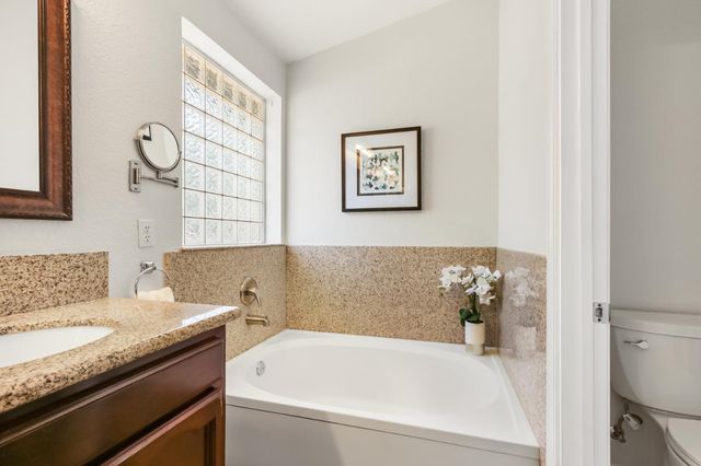 1405 Byrne Ct, Folsom, CA 95630