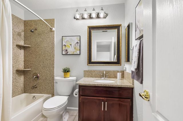 1405 Byrne Ct, Folsom, CA 95630