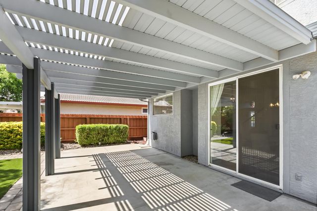 1405 Byrne Ct, Folsom, CA 95630