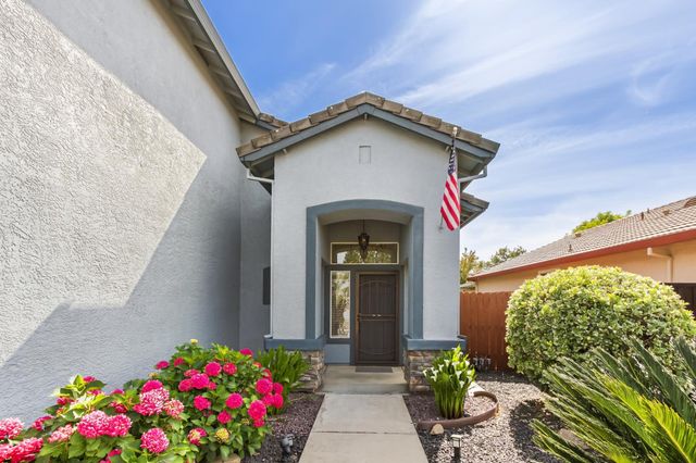 1405 Byrne Ct, Folsom, CA 95630