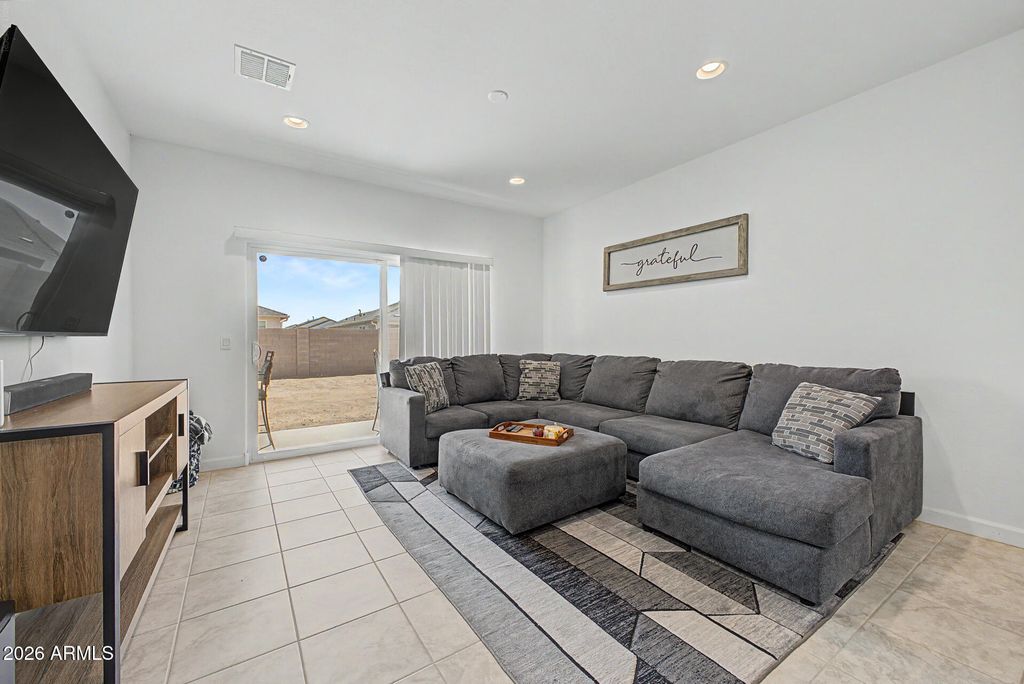 5557 E AXLE Lane, San Tan Valley, AZ 85140 — photo 3