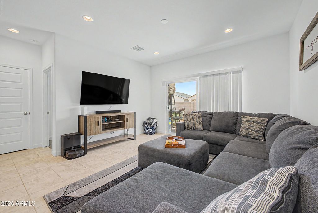 5557 E AXLE Lane, San Tan Valley, AZ 85140 — photo 4