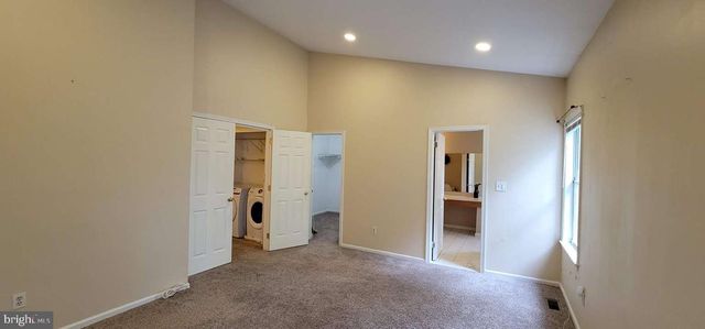 15 COLEBROOK CT, Princeton, NJ 08540