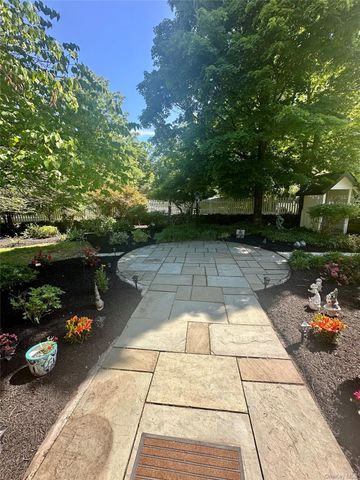 291 Comfort Trail, Montgomery, NY 12549