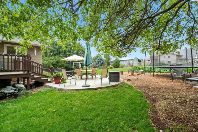 371 Hill Rd, Walla Walla, WA 99362