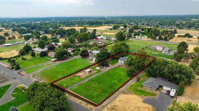 371 Hill Rd, Walla Walla, WA 99362