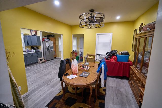 1198 Rozelle Avenue, East Cleveland, OH 44112