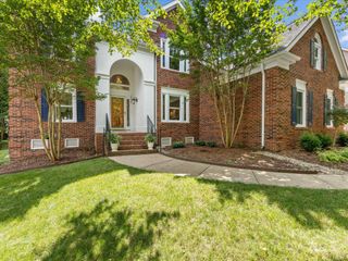 10527 Breamore Drive, Charlotte, NC 28270