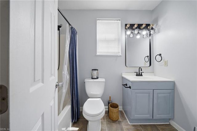 821 Alma DR, Norfolk, VA 23518
