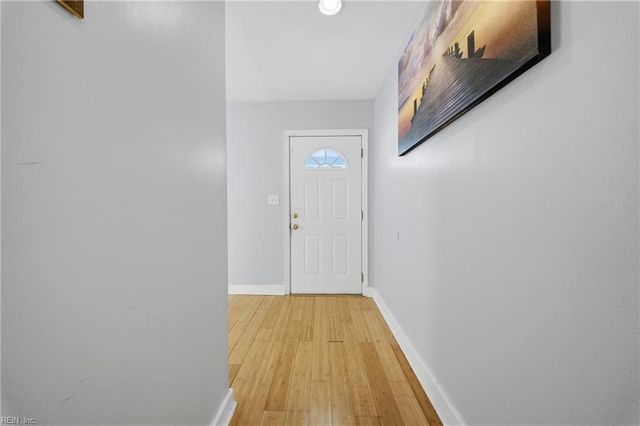 821 Alma DR, Norfolk, VA 23518