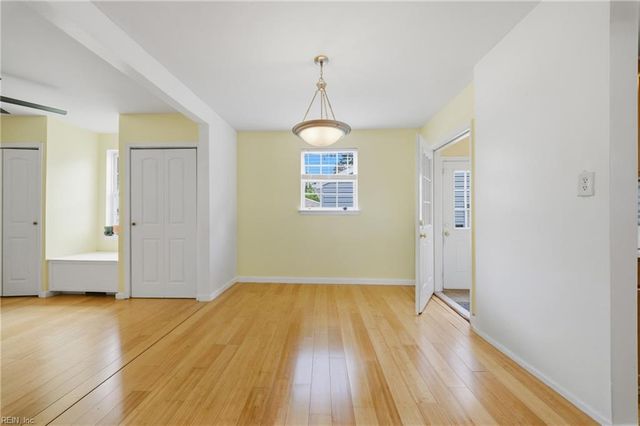 821 Alma DR, Norfolk, VA 23518
