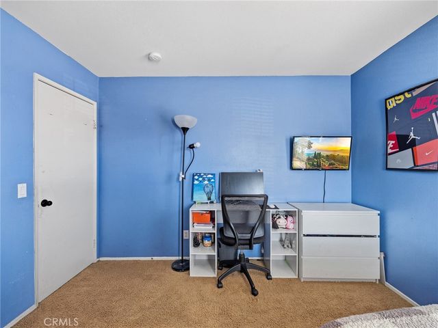 15126 Bluffside Lane, Victorville, CA 92394