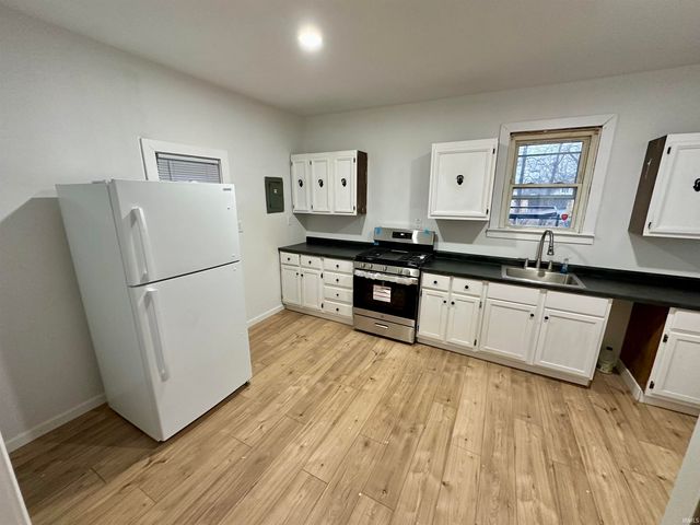 806 S Home Avenue, Kokomo, IN 46901