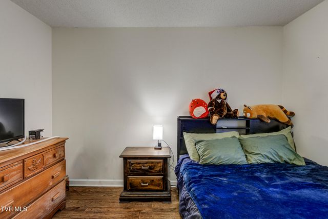 124 Ogle Road, Unicoi, TN 37692