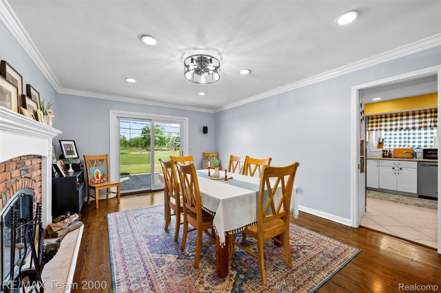 15785 Edgewood Street, Livonia, MI 48154
