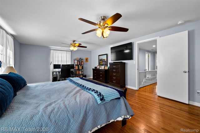 15785 Edgewood Street, Livonia, MI 48154