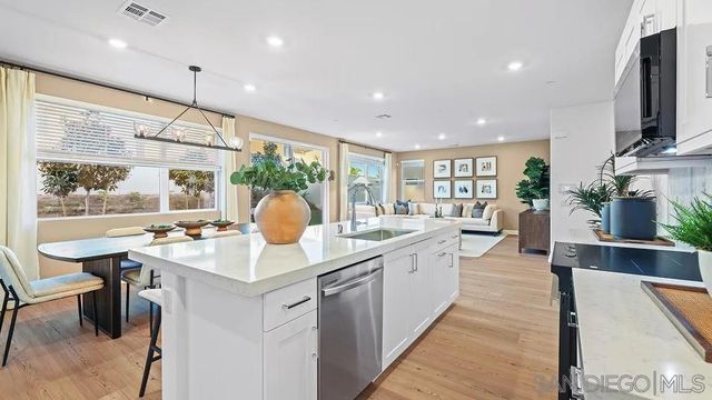 11058 Brookfield Court, Lakeside, CA 92040