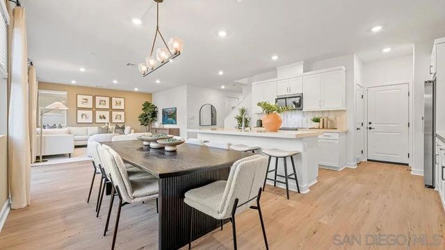 11058 Brookfield Court, Lakeside, CA 92040