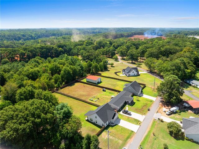 102 Turkey Trot Road, Williamston, SC 29697