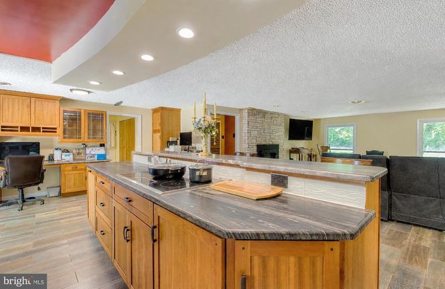 37 GOOSE LN, Pennsville, NJ 08070