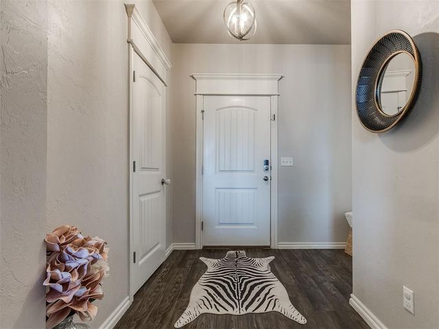 10621 Little Sallisaw Creek Drive, Yukon, OK 73099