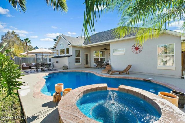 1858 SENTRY OAK Court, Fleming Island, FL 32003