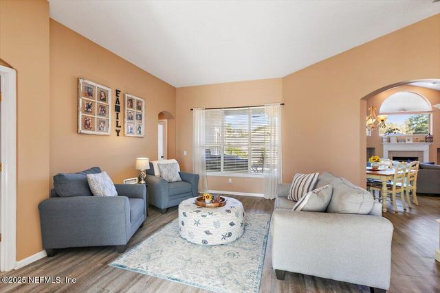 1858 SENTRY OAK Court, Fleming Island, FL 32003