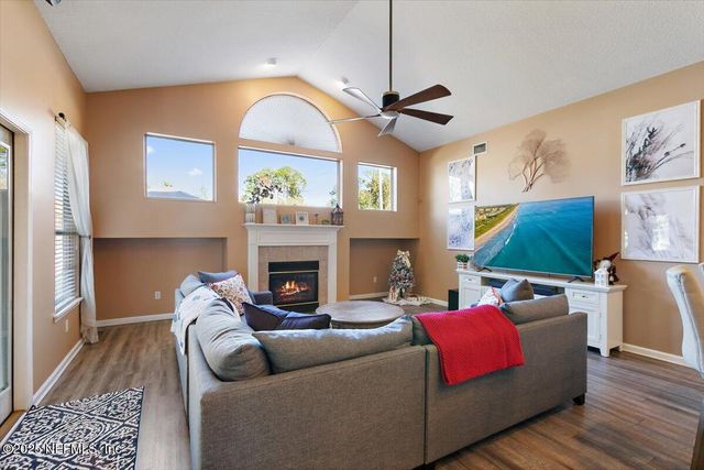 1858 SENTRY OAK Court, Fleming Island, FL 32003