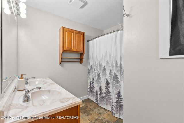 2689 Narrow Lake Road, Charlotte, MI 48813