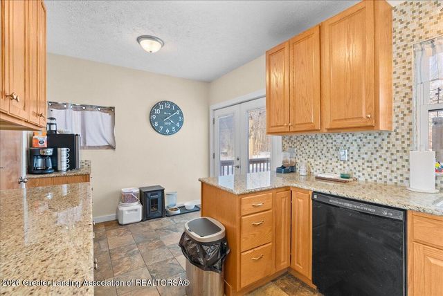 2689 Narrow Lake Road, Charlotte, MI 48813