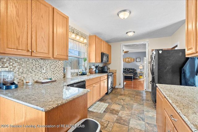 2689 Narrow Lake Road, Charlotte, MI 48813