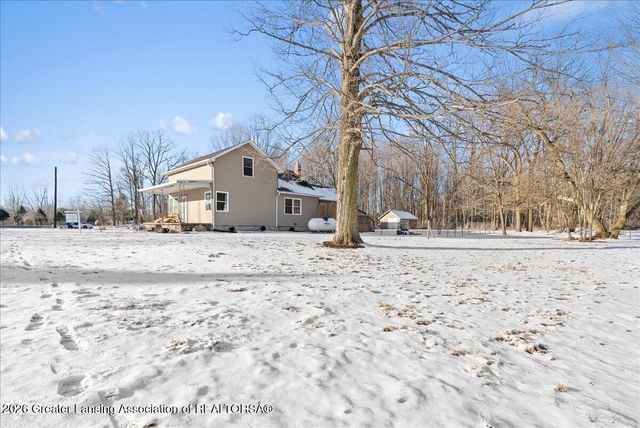 2689 Narrow Lake Road, Charlotte, MI 48813