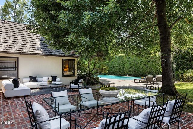 1455 Chelsea Road, San Marino, CA 91108