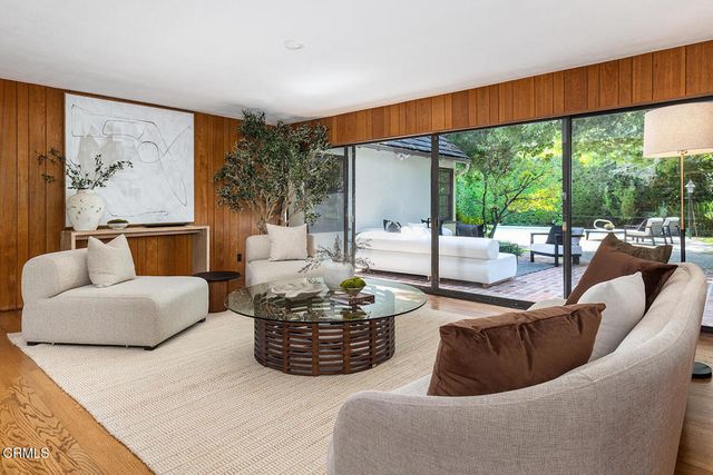 1455 Chelsea Road, San Marino, CA 91108