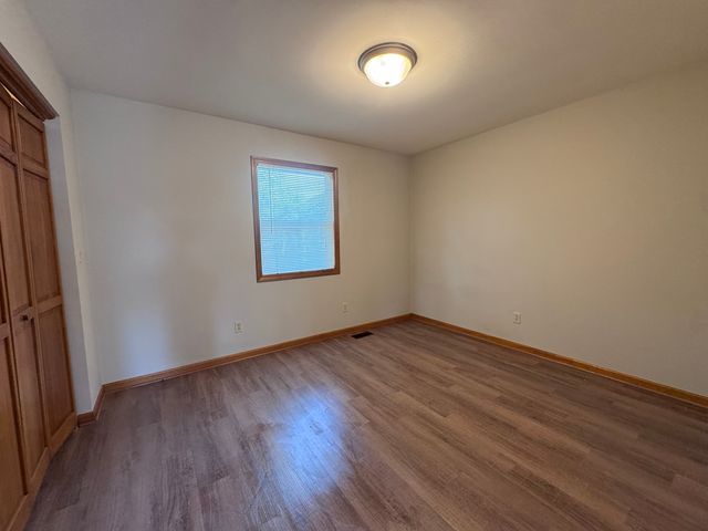 1353 Lakeview Avenue, Rockdale, IL 60436