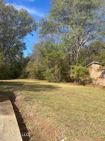 3853 Warner Avenue, Jackson, MS 39213