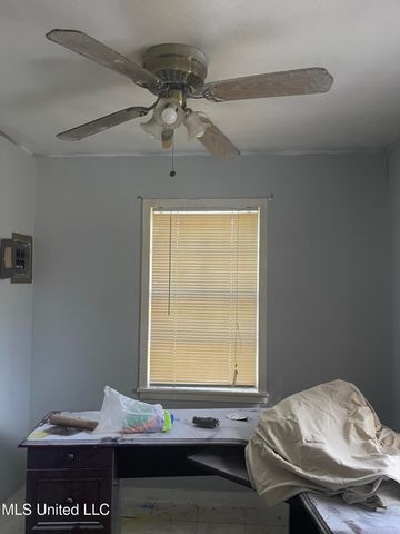 3853 Warner Avenue, Jackson, MS 39213